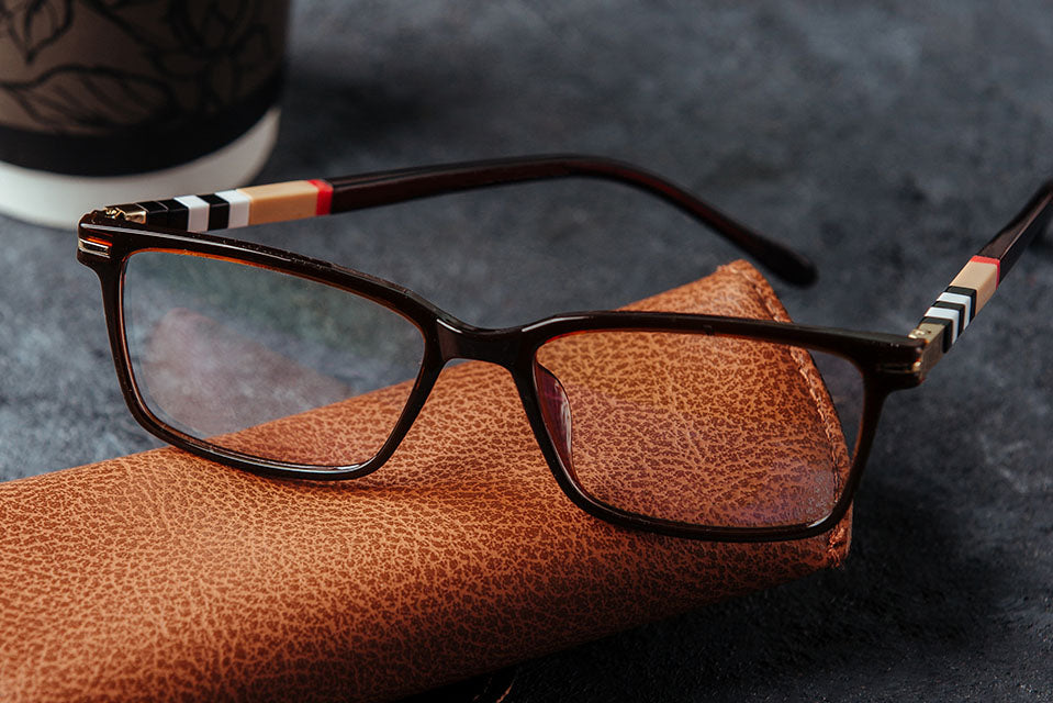 L'étui à lunettes : un accessoire indispensable pour protégez vos lunettes avec style !
